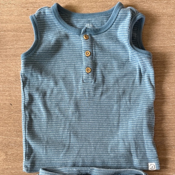 Stylish Blue Kids Sleeveless Set - Picture 3 of 4